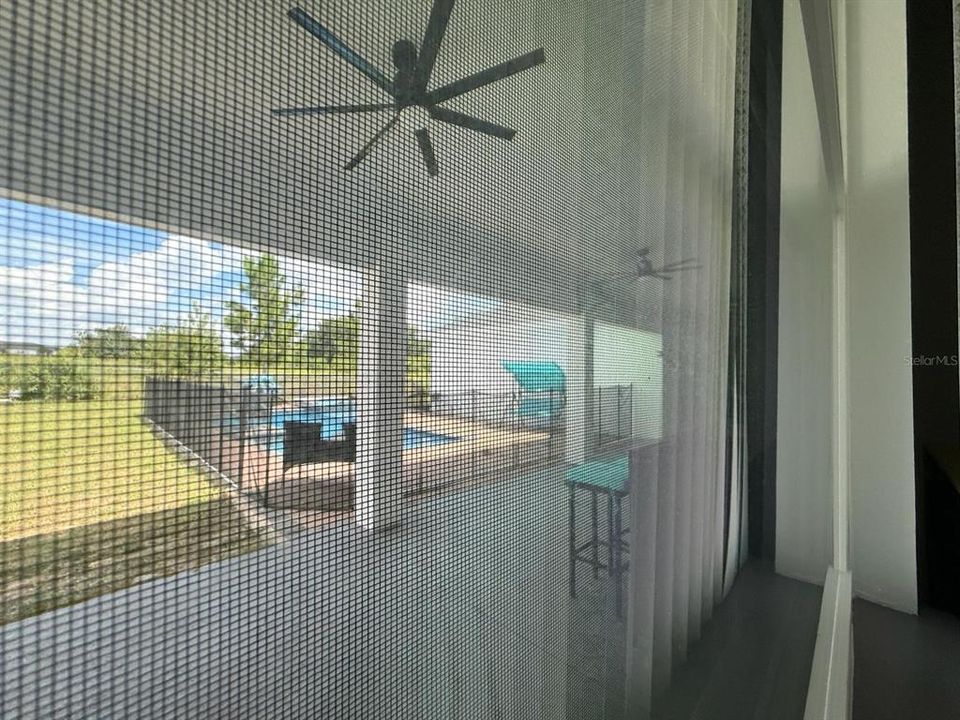 出租: $1,500 (2 贝兹, 1 浴室, 784 平方英尺)