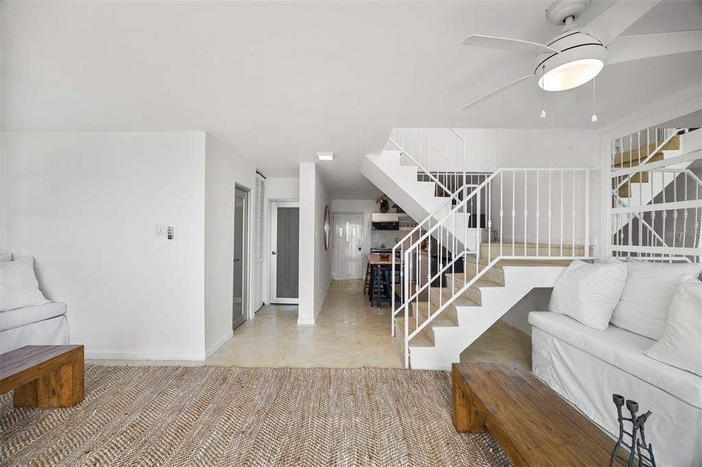 На продажу: $885,000 (4 спален, 3 ванн, 1433 Квадратных фут)