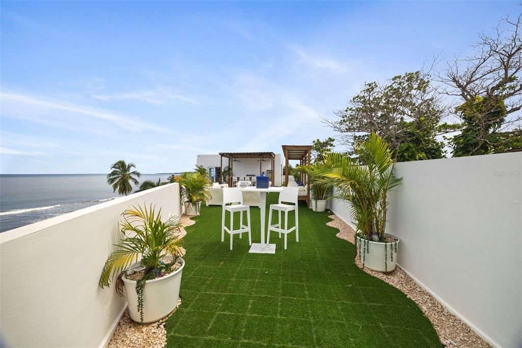 На продажу: $885,000 (4 спален, 3 ванн, 1433 Квадратных фут)