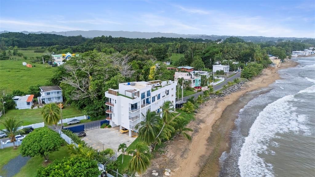 На продажу: $885,000 (4 спален, 3 ванн, 1433 Квадратных фут)