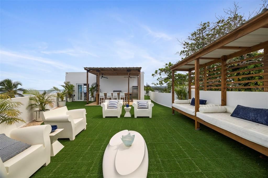 На продажу: $885,000 (4 спален, 3 ванн, 1433 Квадратных фут)