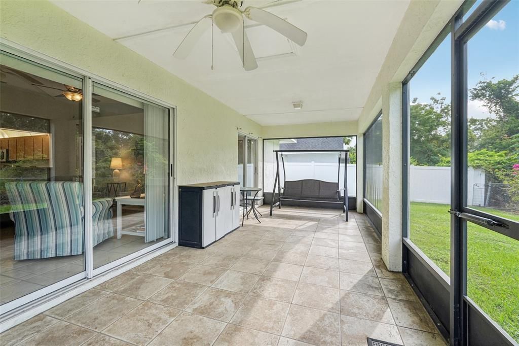 合同活跃: $310,000 (3 贝兹, 2 浴室, 1468 平方英尺)