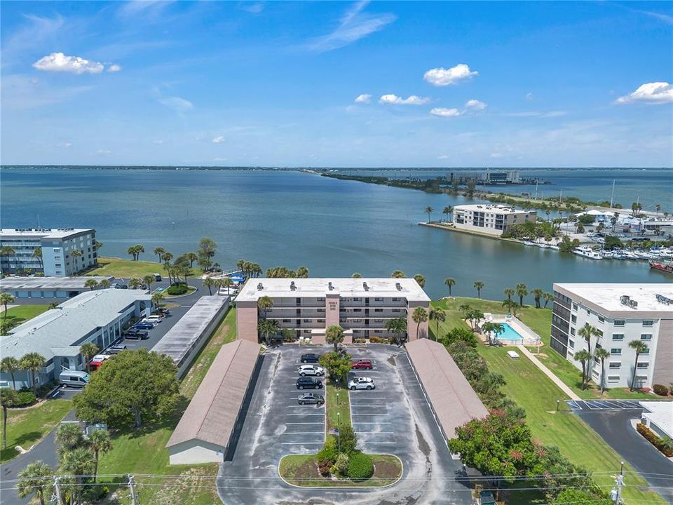 На продажу: $349,999 (3 спален, 2 ванн, 1344 Квадратных фут)