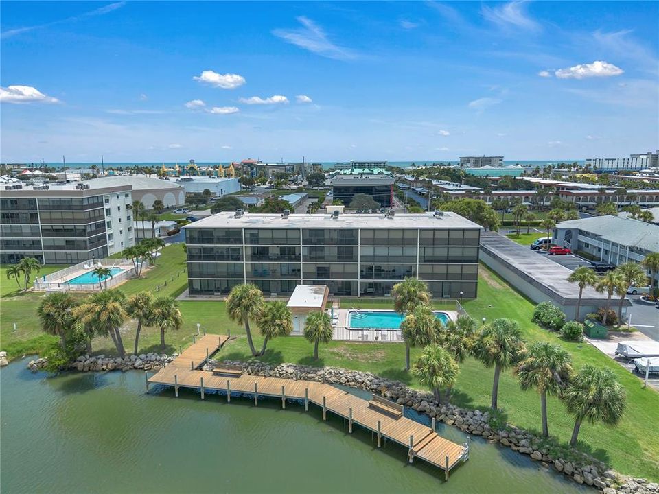 На продажу: $349,999 (3 спален, 2 ванн, 1344 Квадратных фут)