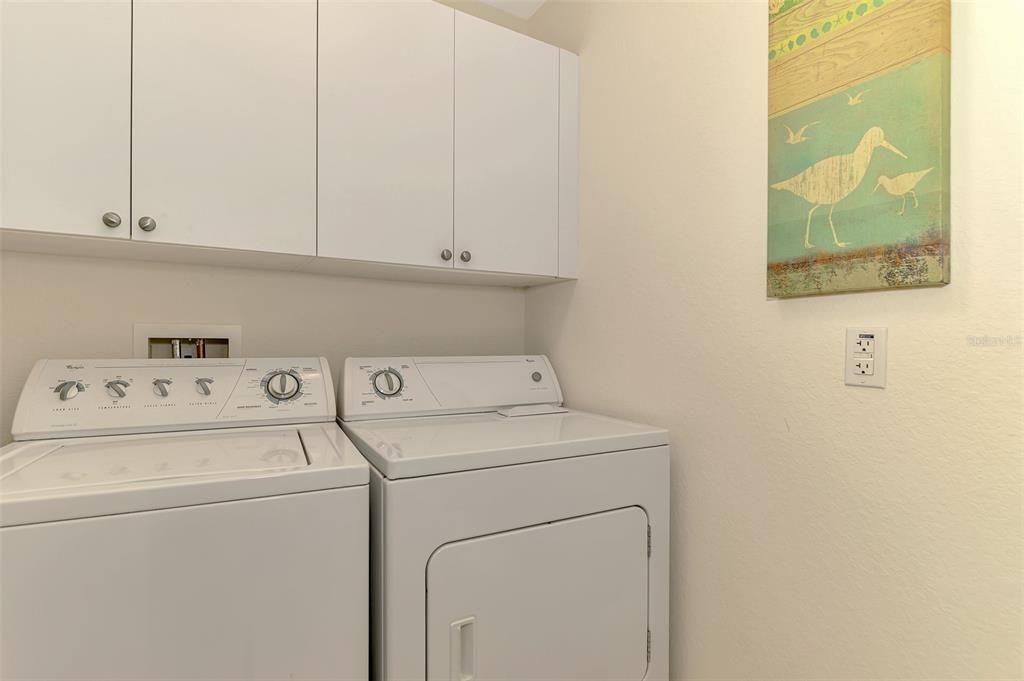 待售: $399,000 (2 贝兹, 2 浴室, 1626 平方英尺)