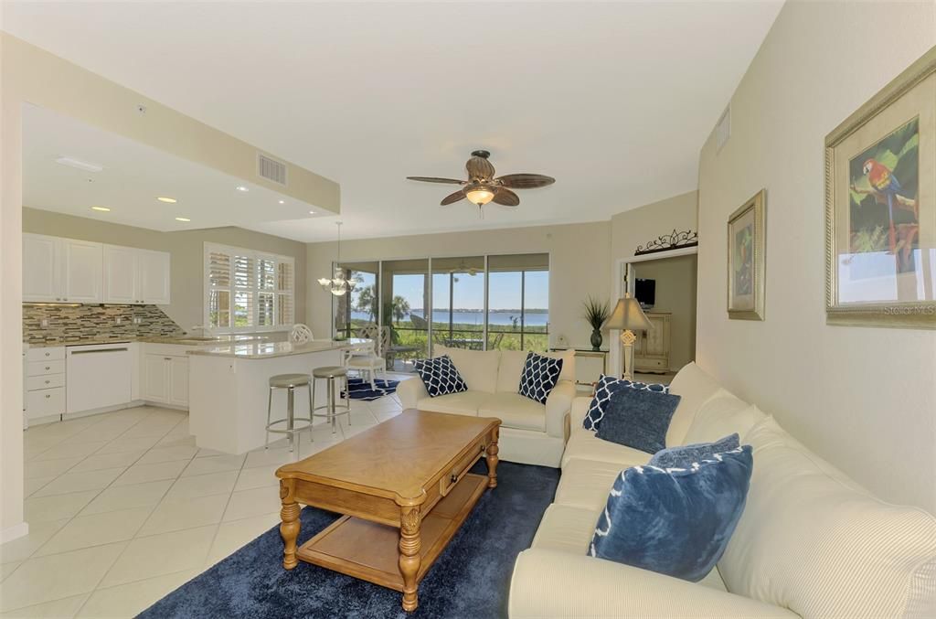 待售: $399,000 (2 贝兹, 2 浴室, 1626 平方英尺)