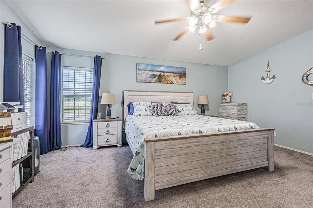 For Sale: $525,000 (3 beds, 2 baths, 1719 Square Feet)