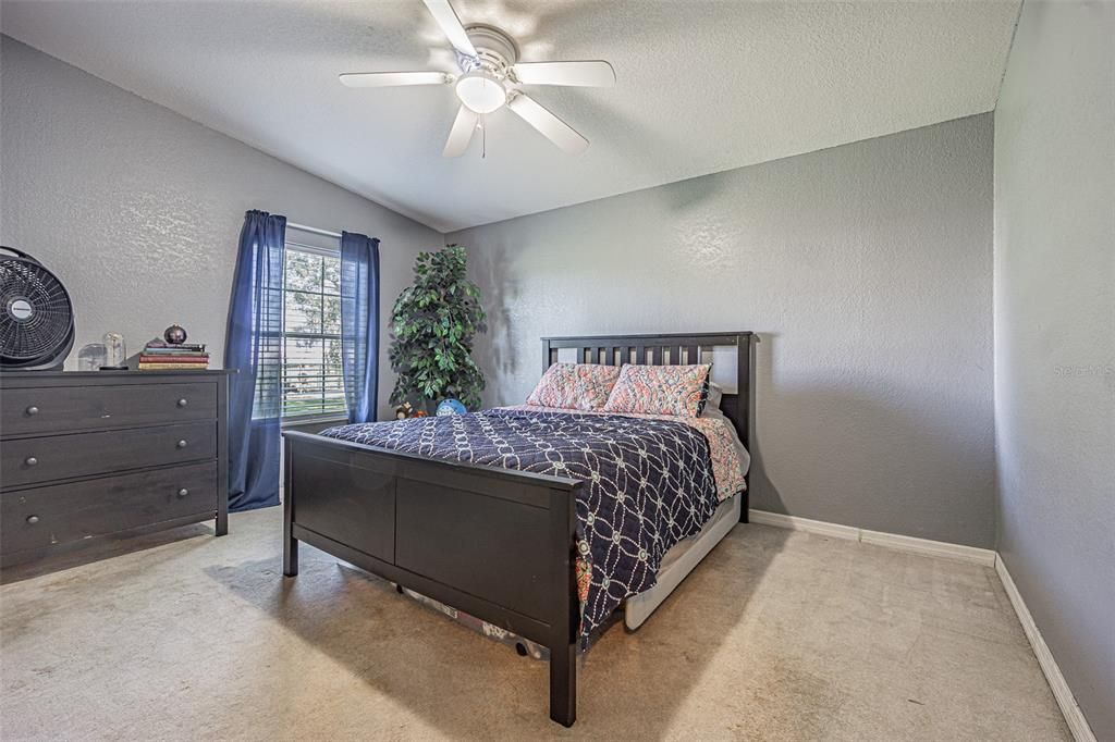 For Sale: $525,000 (3 beds, 2 baths, 1719 Square Feet)