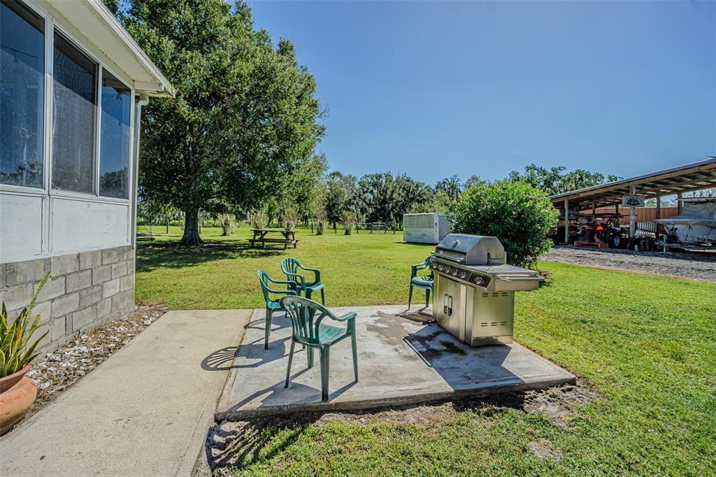 For Sale: $525,000 (3 beds, 2 baths, 1719 Square Feet)