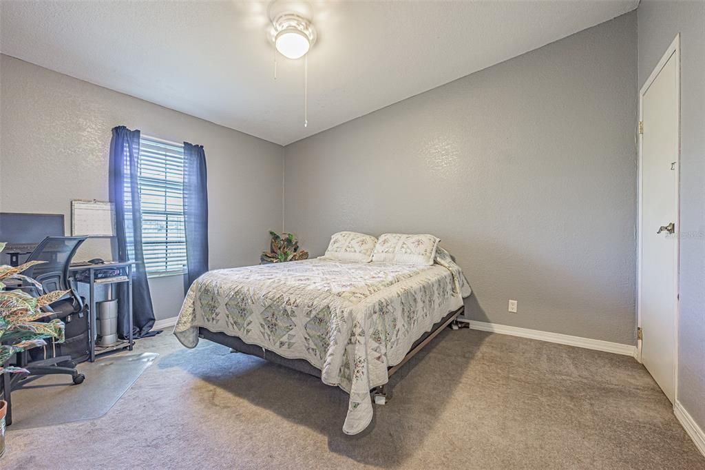 For Sale: $525,000 (3 beds, 2 baths, 1719 Square Feet)