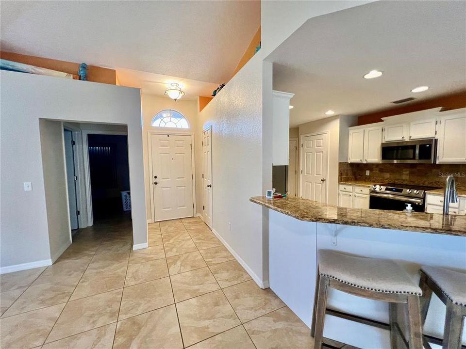 出租: $1,850 (2 贝兹, 2 浴室, 1281 平方英尺)