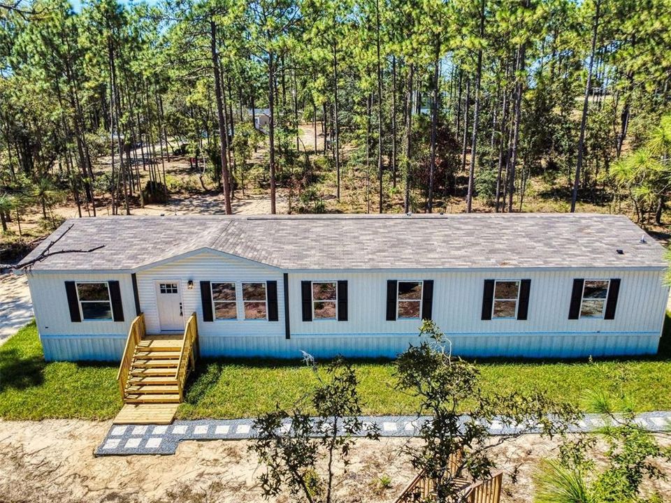 Active With Contract: $268,000 (5 beds, 3 baths, 2001 Square Feet)