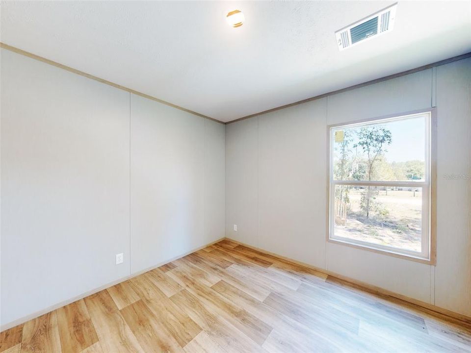 Active With Contract: $268,000 (5 beds, 3 baths, 2001 Square Feet)