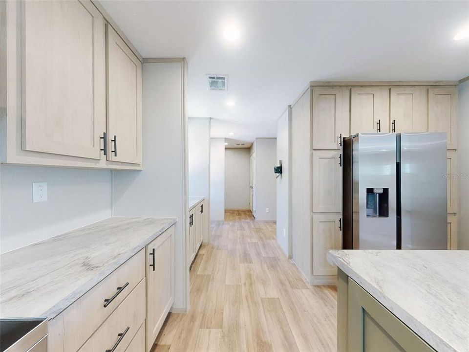 Active With Contract: $268,000 (5 beds, 3 baths, 2001 Square Feet)