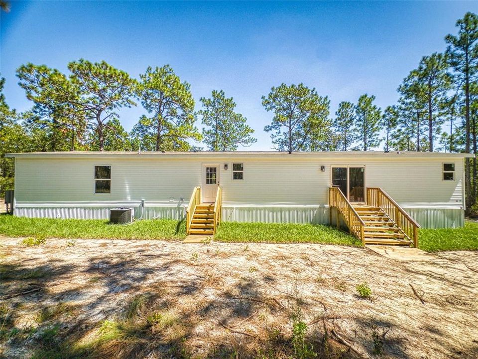 Active With Contract: $268,000 (5 beds, 3 baths, 2001 Square Feet)