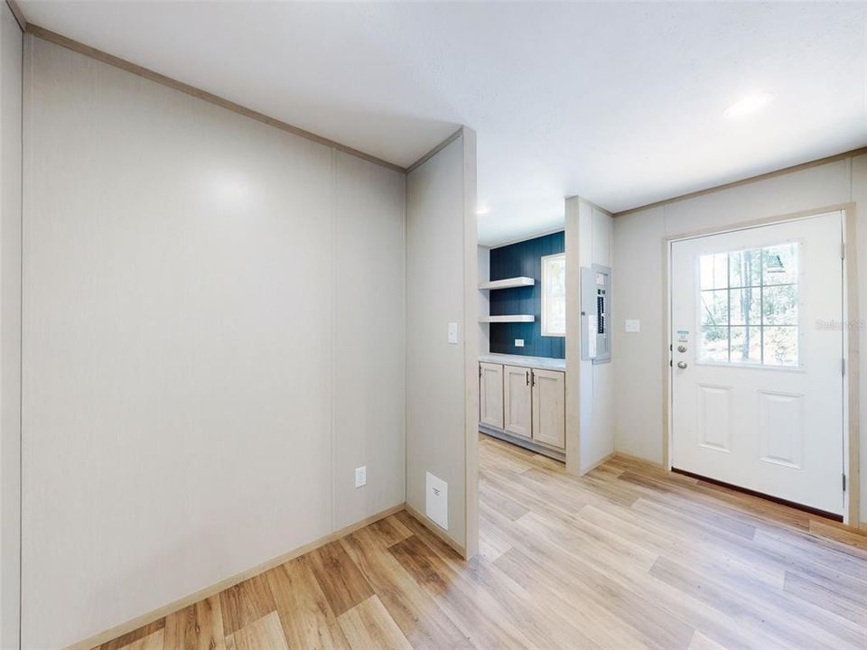 Active With Contract: $268,000 (5 beds, 3 baths, 2001 Square Feet)