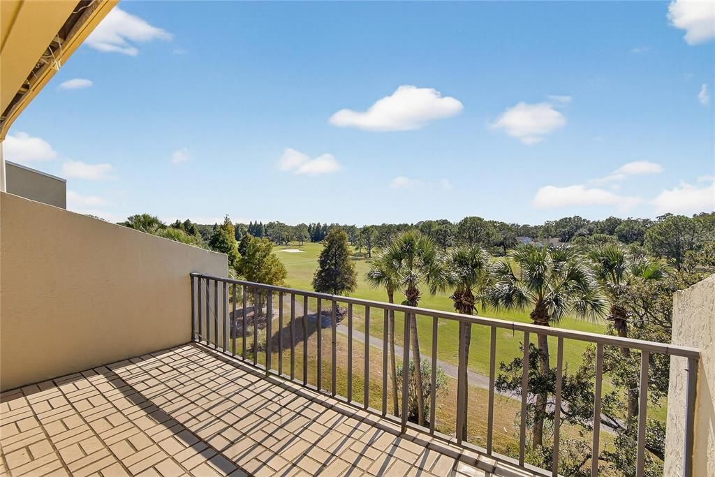 Active With Contract: $2,495 (3 beds, 2 baths, 2544 Square Feet)