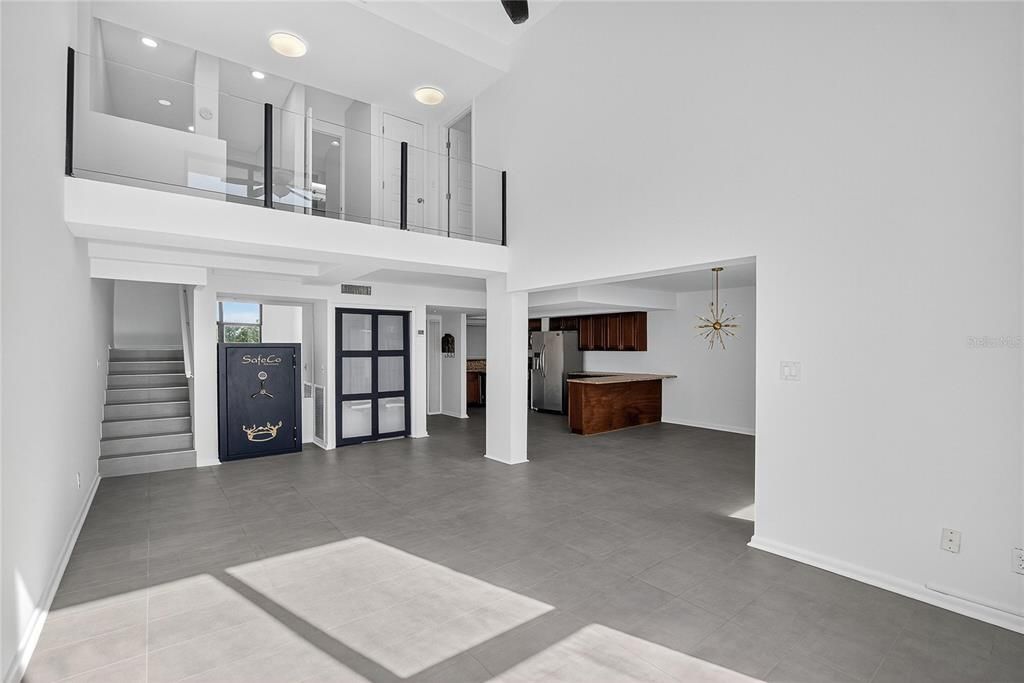 Active With Contract: $2,495 (3 beds, 2 baths, 2544 Square Feet)