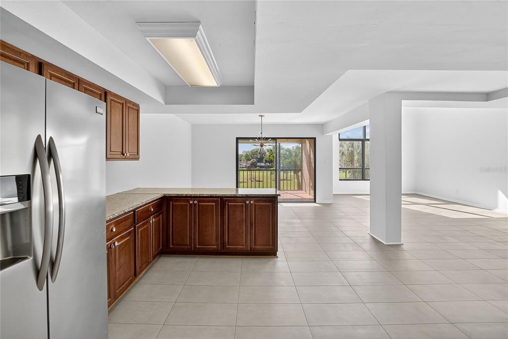 Active With Contract: $2,495 (3 beds, 2 baths, 2544 Square Feet)