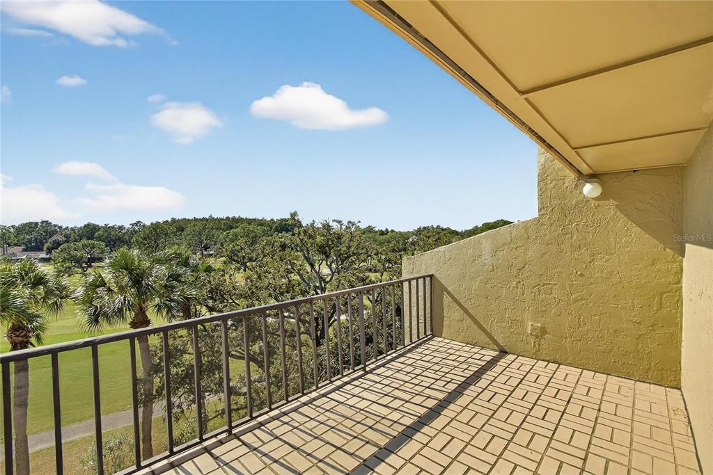 Active With Contract: $2,495 (3 beds, 2 baths, 2544 Square Feet)