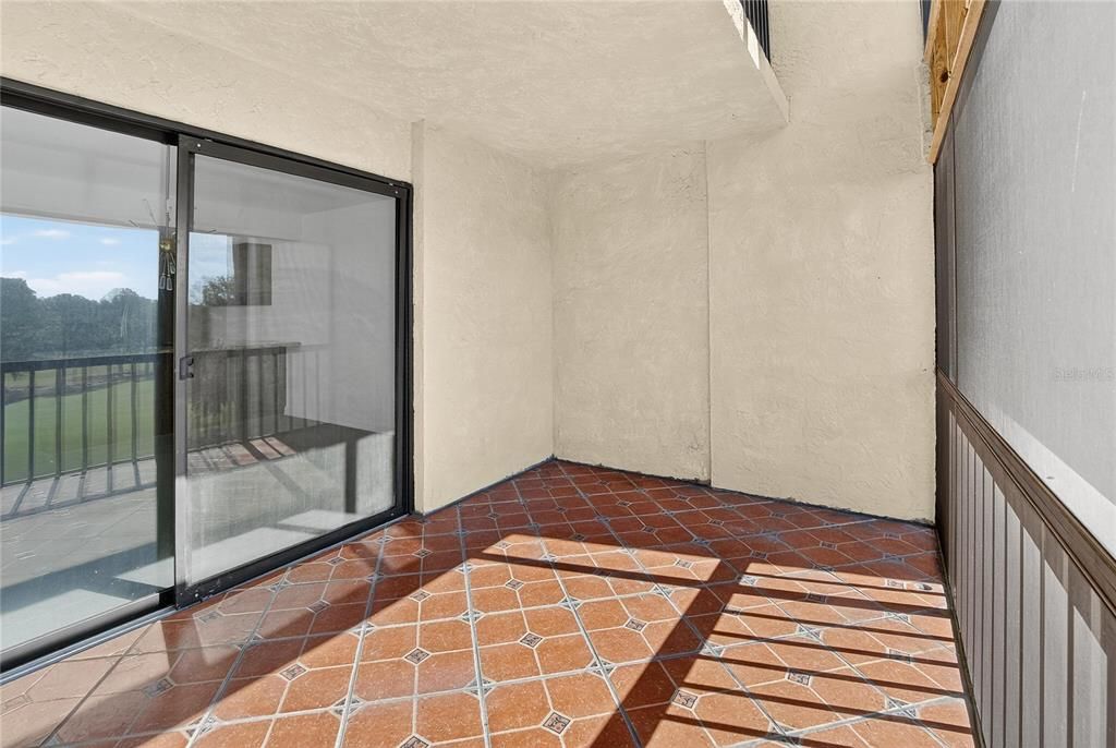 Active With Contract: $2,495 (3 beds, 2 baths, 2544 Square Feet)