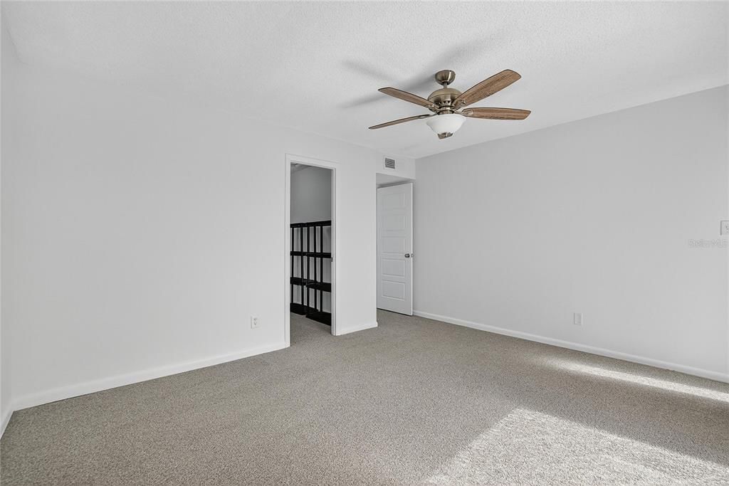 Active With Contract: $2,495 (3 beds, 2 baths, 2544 Square Feet)