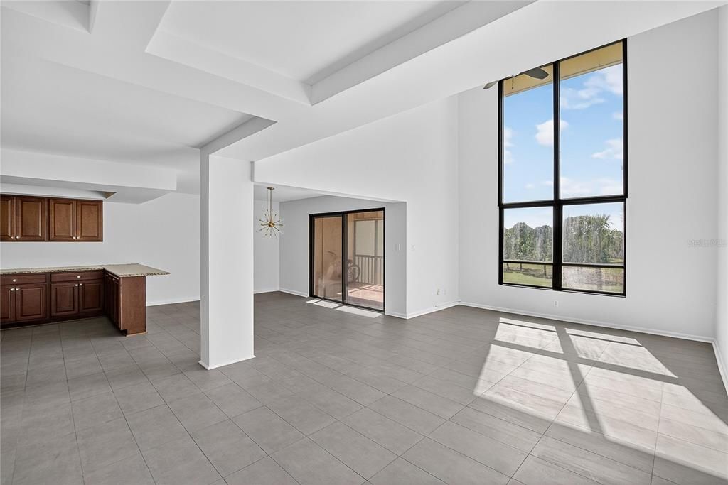 Active With Contract: $2,495 (3 beds, 2 baths, 2544 Square Feet)