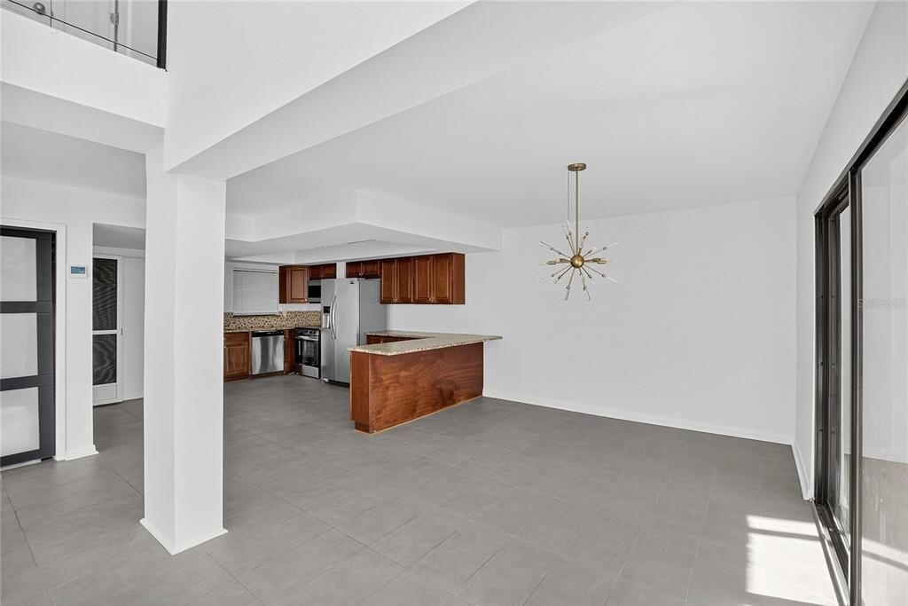 Active With Contract: $2,495 (3 beds, 2 baths, 2544 Square Feet)