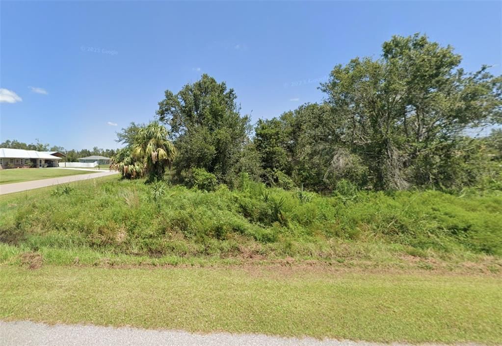 Недавно продано: $14,500 (0.26 acres)