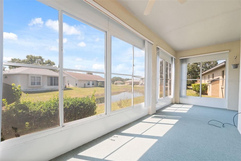 合同活跃: $274,900 (3 贝兹, 2 浴室, 1724 平方英尺)