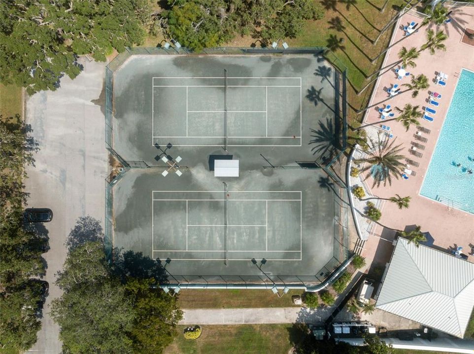 合同活跃: $274,900 (3 贝兹, 2 浴室, 1724 平方英尺)