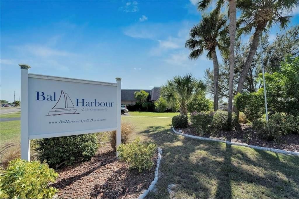 待售: $289,000 (2 贝兹, 1 浴室, 1026 平方英尺)