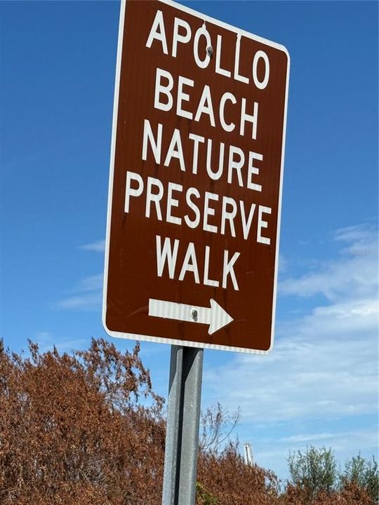 待售: $289,000 (2 贝兹, 1 浴室, 1026 平方英尺)