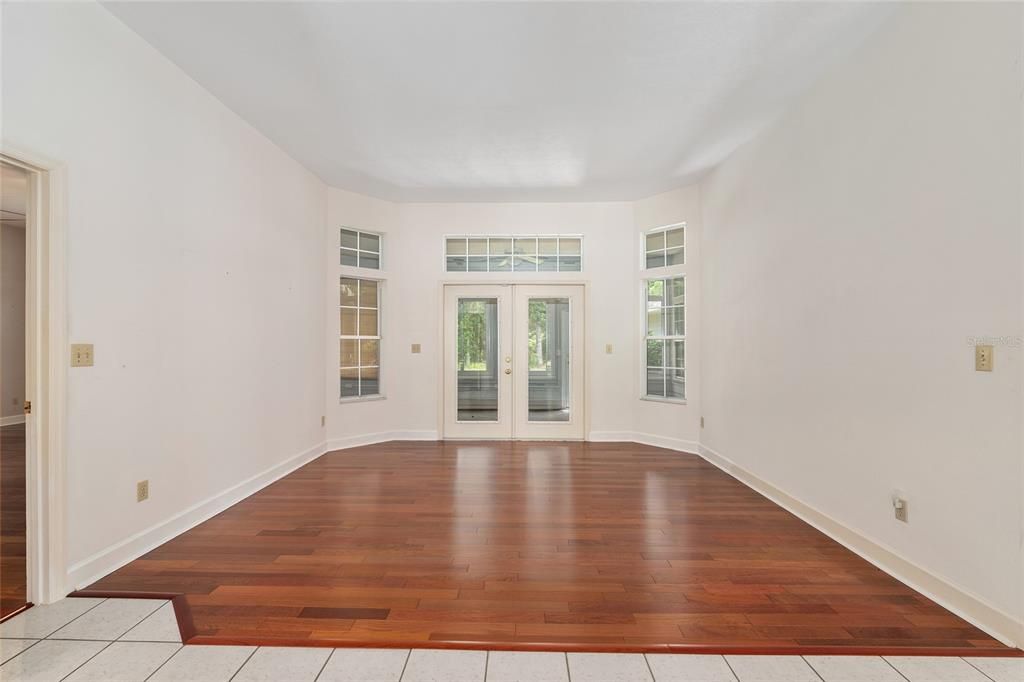 待售: $479,000 (4 贝兹, 2 浴室, 2615 平方英尺)