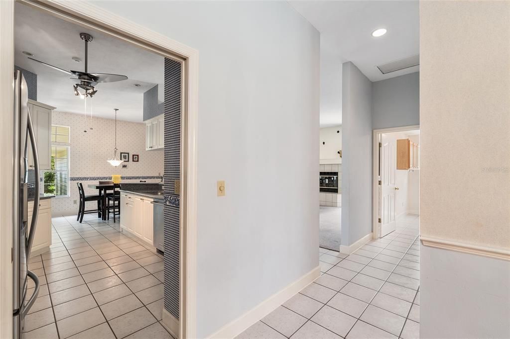 待售: $479,000 (4 贝兹, 2 浴室, 2615 平方英尺)