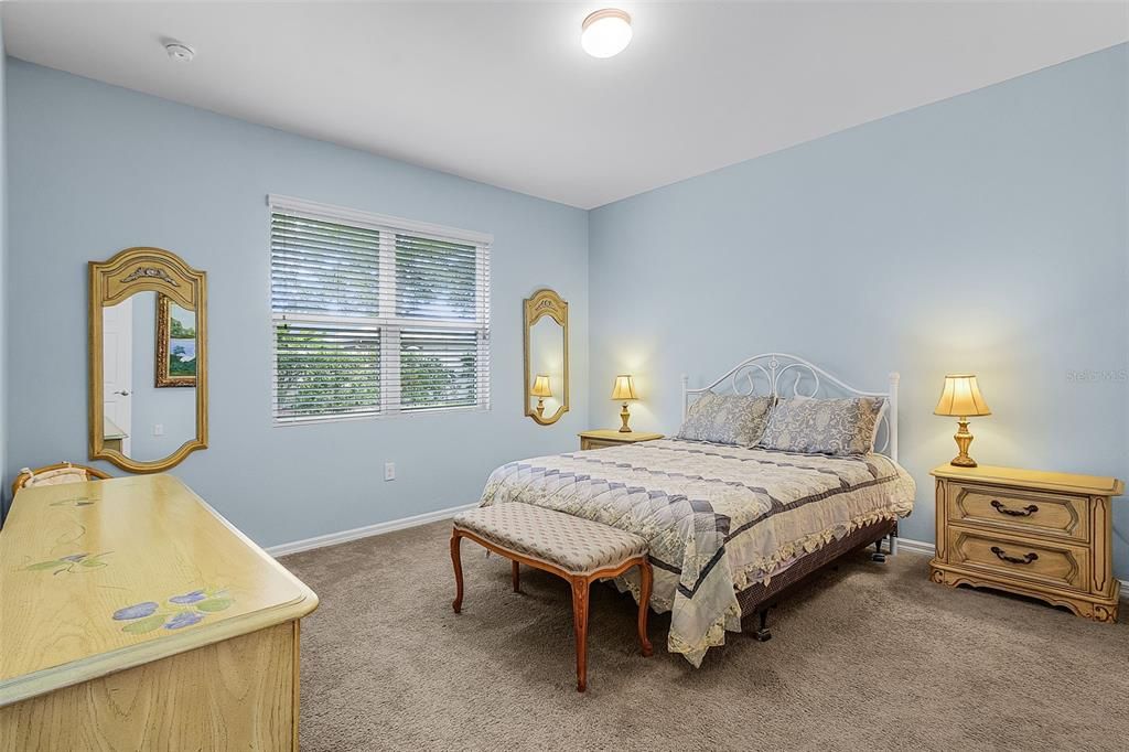 待售: $299,900 (3 贝兹, 2 浴室, 1614 平方英尺)