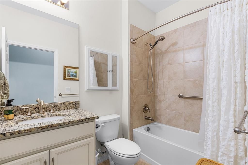 待售: $299,900 (3 贝兹, 2 浴室, 1614 平方英尺)