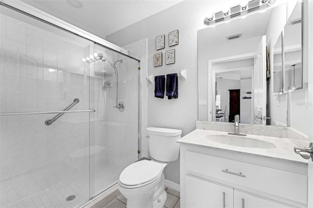 En Venta: $420,000 (3 camas, 2 baños, 2067 Pies cuadrados)