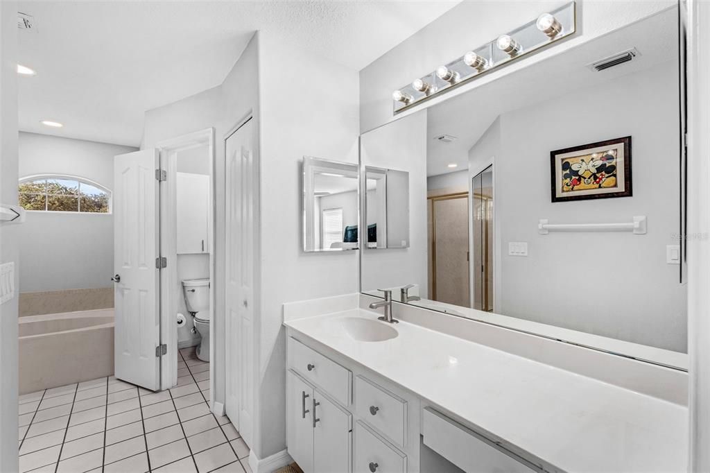 En Venta: $420,000 (3 camas, 2 baños, 2067 Pies cuadrados)