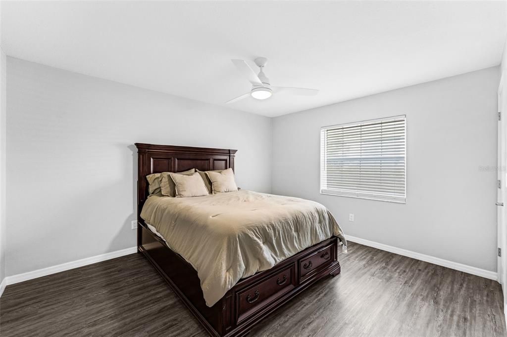 En Venta: $420,000 (3 camas, 2 baños, 2067 Pies cuadrados)