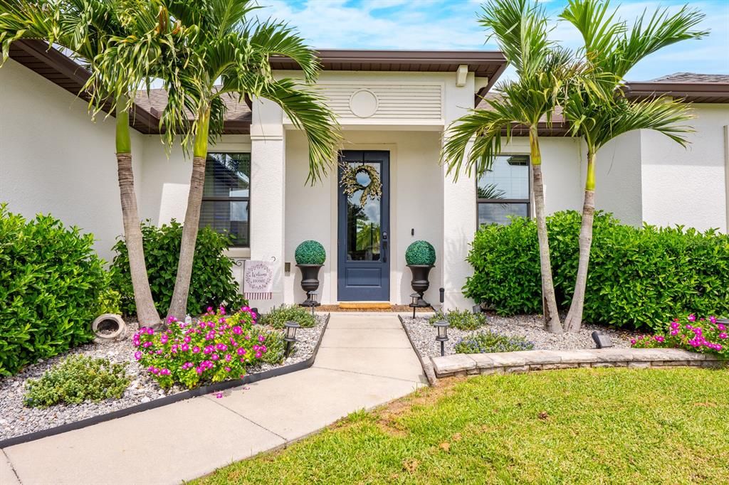 合同活跃: $480,000 (4 贝兹, 2 浴室, 2152 平方英尺)