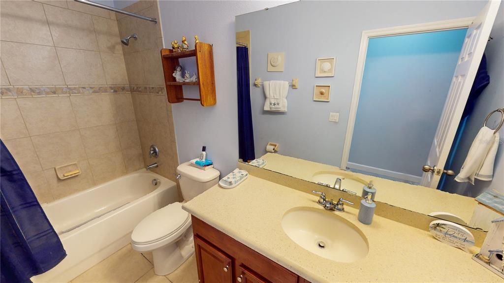 En Venta: $420,000 (3 camas, 2 baños, 2076 Pies cuadrados)