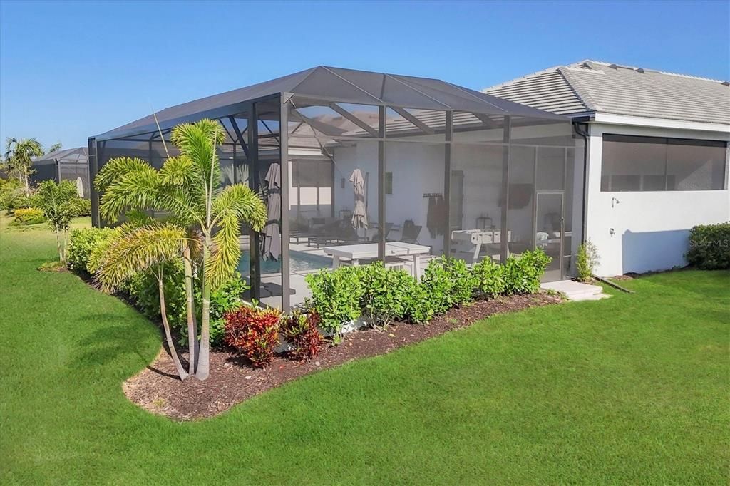 Под контрактом: $1,599,000 (3 спален, 4 ванн, 3114 Квадратных фут)