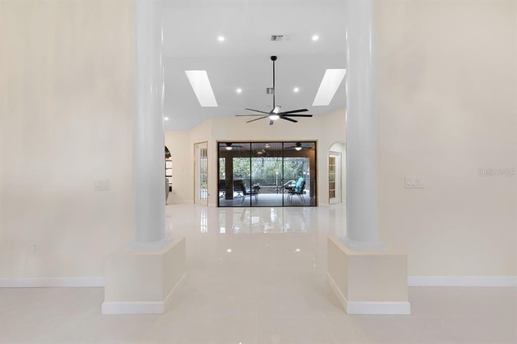 待售: $499,000 (3 贝兹, 2 浴室, 2457 平方英尺)