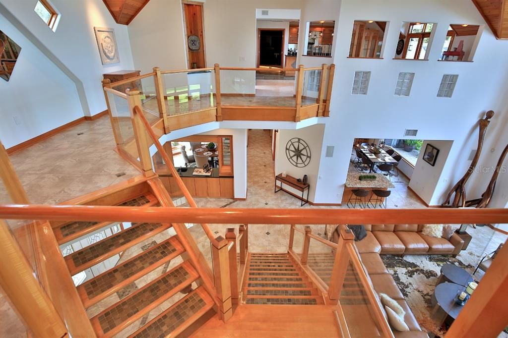 For Sale: $2,900,000 (6 beds, 5 baths, 7291 Square Feet)