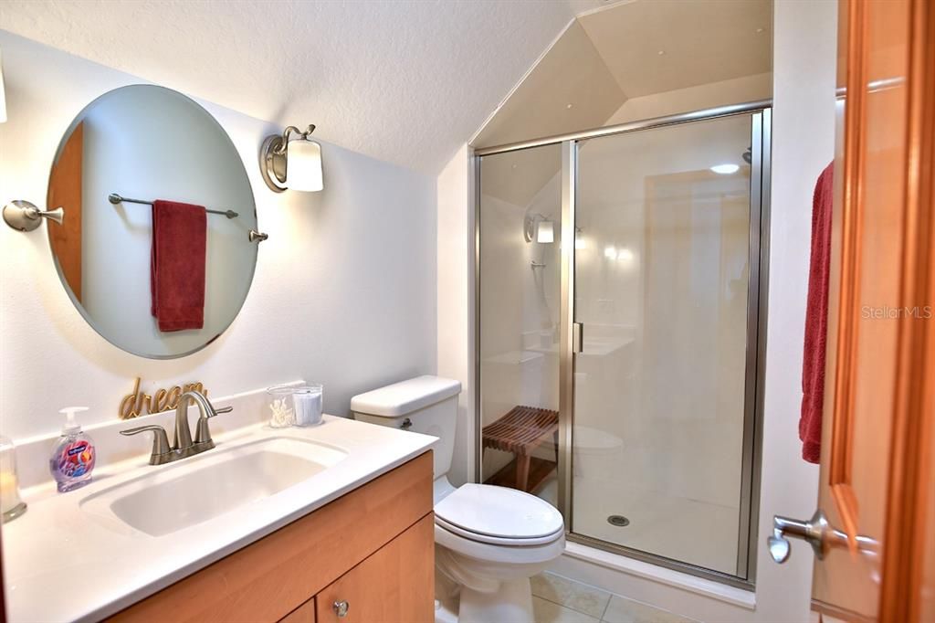 For Sale: $2,900,000 (6 beds, 5 baths, 7291 Square Feet)