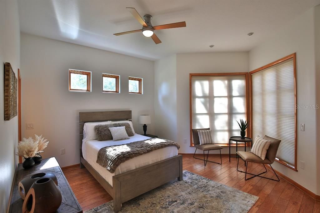 For Sale: $2,900,000 (6 beds, 5 baths, 7291 Square Feet)