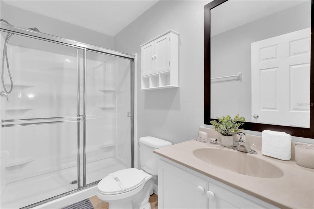 На продажу: $310,000 (3 спален, 2 ванн, 1470 Квадратных фут)