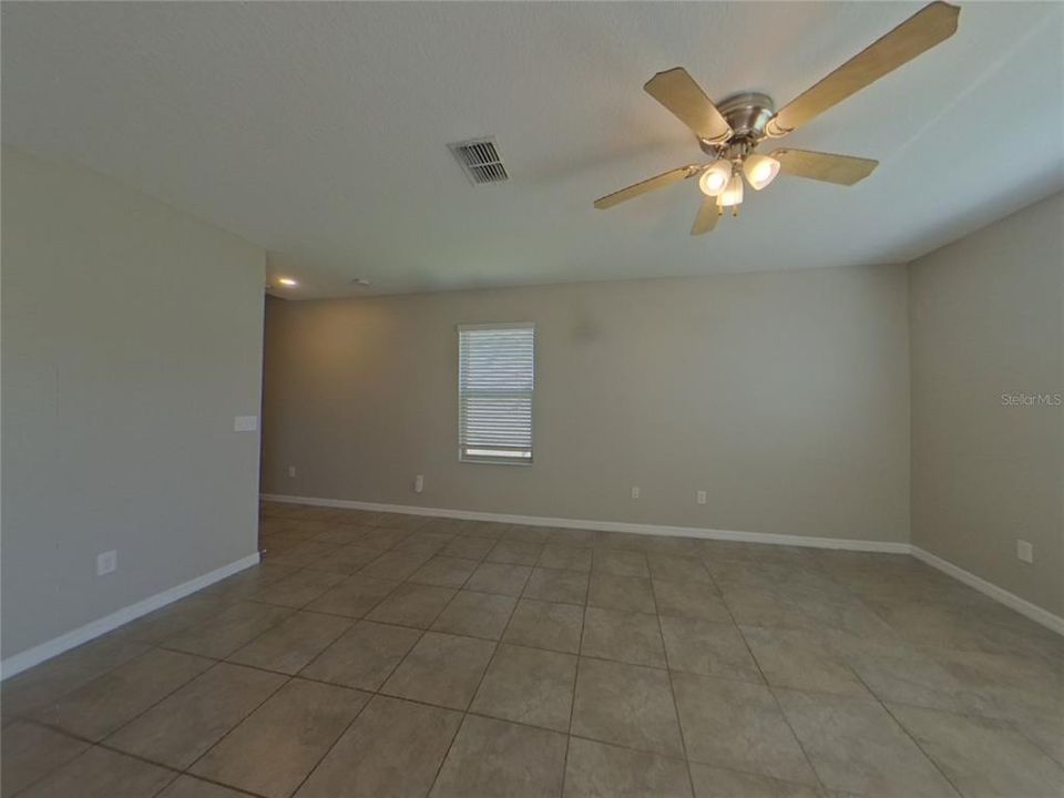 En Renta: $1,979 (4 camas, 2 baños, 1870 Pies cuadrados)