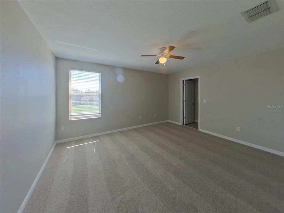 En Renta: $1,979 (4 camas, 2 baños, 1870 Pies cuadrados)